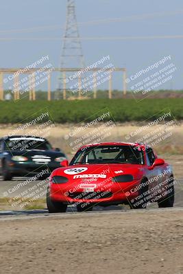 media/Apr-30-2022-CalClub SCCA (Sat) [[98b58ad398]]/Group 5/Race (Outside Grapevine)/